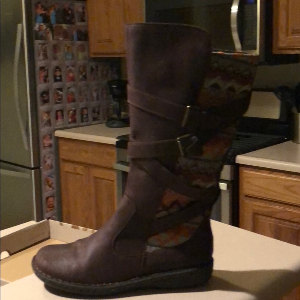 Boc boots